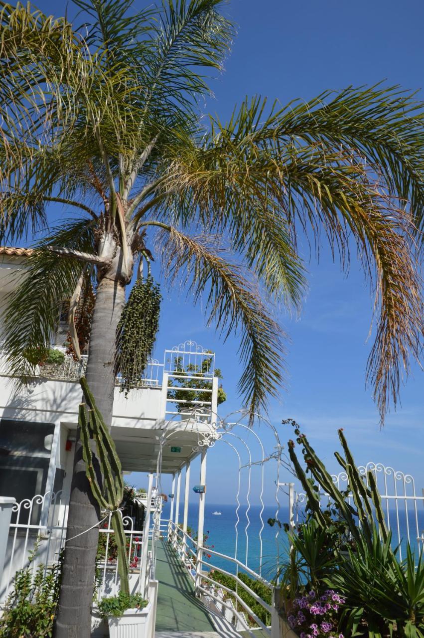 Hotel Valemare Tropea Exterior photo